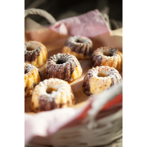 Kitchen Inspire Crown Muffin Pan ( Order in Qty of 6)
