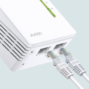 TP-Link TL-WPA4220 AV600 Powerline Wi-Fi Extender